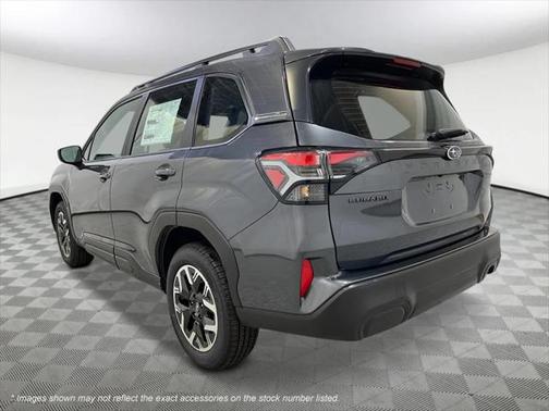 2025 Subaru Forester Base