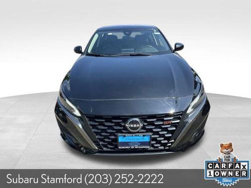 Super Black Clearcoat 2024 Nissan Altima 2.5 SR