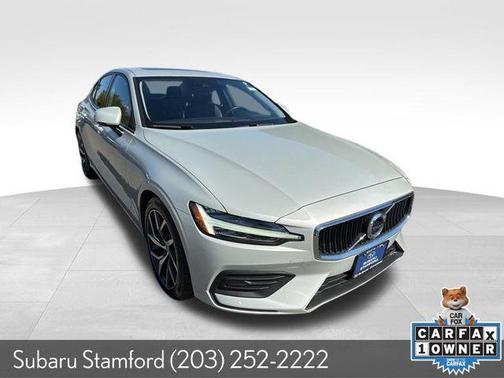 2019 Volvo S60 T6 Momentum