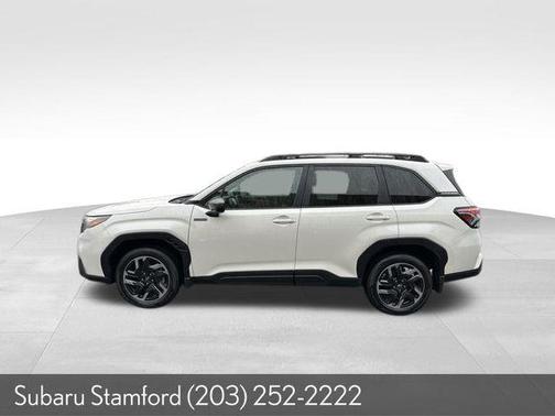 Crystal White Pearl 2025 Subaru Forester Hybrid Premium
