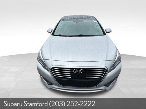 2016 Hyundai SONATA Hybrid Limited