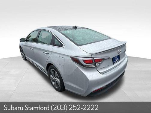 2016 Hyundai SONATA Hybrid Limited
