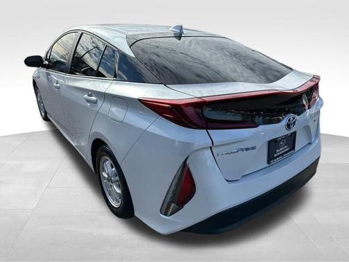 2022 Toyota Prius Prime XLE