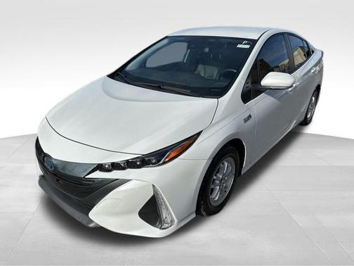 2022 Toyota Prius Prime XLE