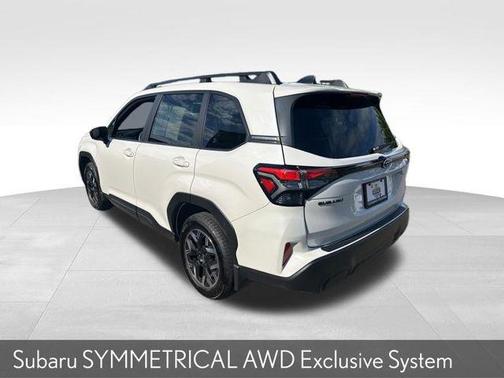 Crystal White Pearl 2025 Subaru Forester Premium
