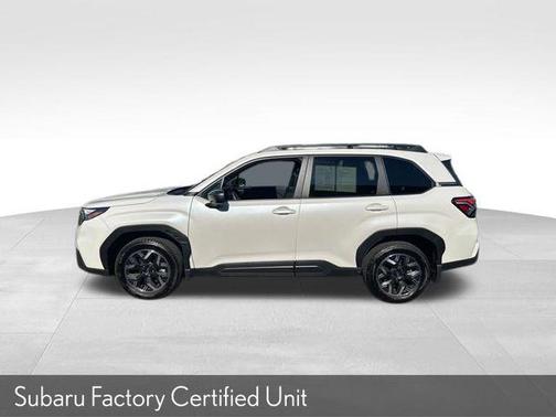 Crystal White Pearl 2025 Subaru Forester Premium