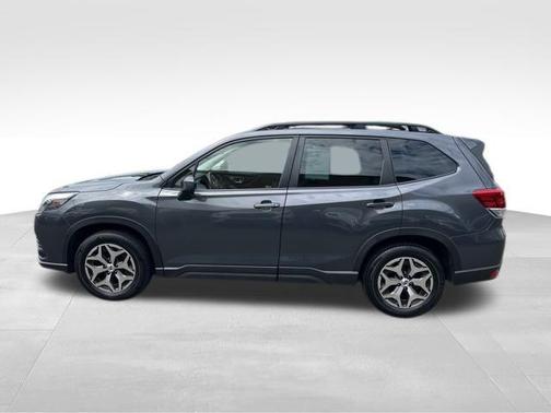 Magnetite Gray Metallic 2022 Subaru Forester Premium