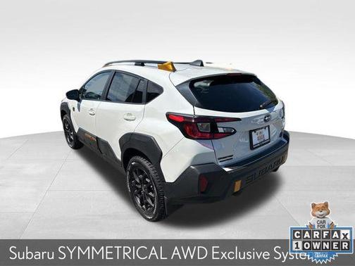 Crystal White Pearl 2025 Subaru Crosstrek Wilderness