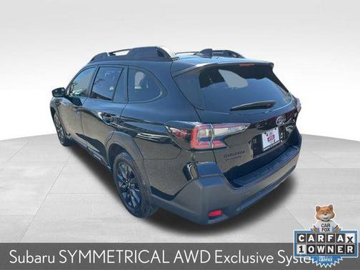 Crystal Black Silica 2023 Subaru Outback Onyx Edition