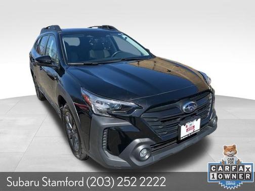 Crystal Black Silica 2023 Subaru Outback Onyx Edition