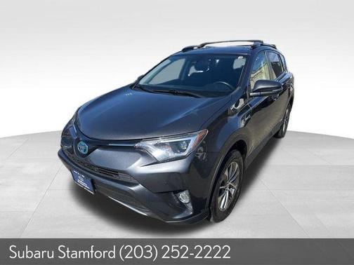 2017 Toyota RAV4 Hybrid XLE