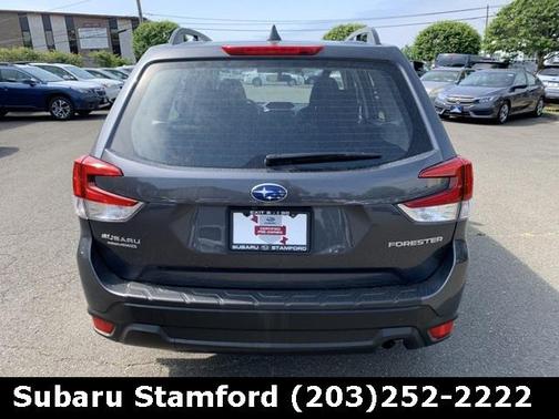 Magnetite Gray Metallic 2021 Subaru Forester Base