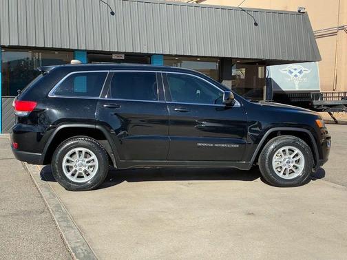 2018 Jeep Grand Cherokee Laredo