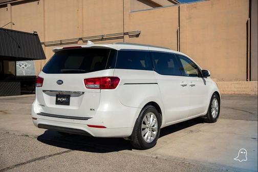 2017 Kia Sedona EX