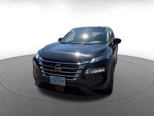 Super Black 2025 Nissan Rogue SV