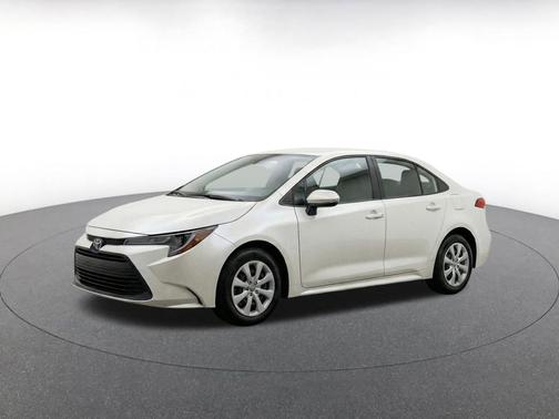 Ice Cap 2025 Toyota Corolla LE