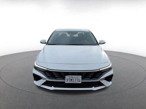 2025 Hyundai ELANTRA HEV Limited