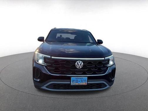 2025 Volkswagen Atlas Cross Sport 2.0T SE w/Technology 4MOTION