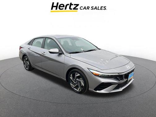 2025 Hyundai ELANTRA SEL