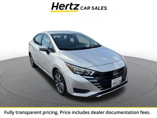Brilliant Silver Metallic 2025 Nissan Versa 1.6 SV