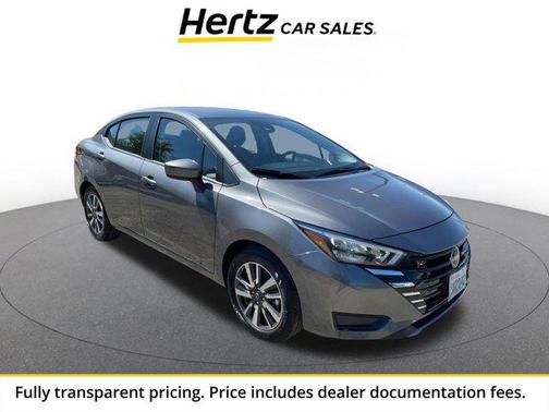 Gun Metallic 2025 Nissan Versa 1.6 SV