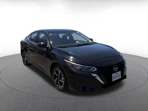 Super Black 2025 Nissan Sentra SV