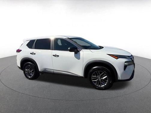 Glacier White 2024 Nissan Rogue S