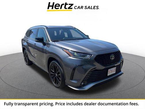 Gray 2025 Toyota Highlander XSE