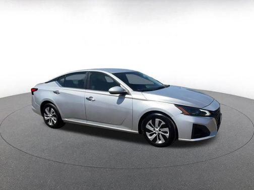 2023 Nissan Altima S FWD