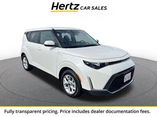 Snow White Pearl 2025 Kia Soul LX