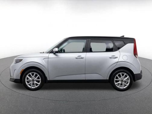 Steel Gray 2025 Kia Soul LX