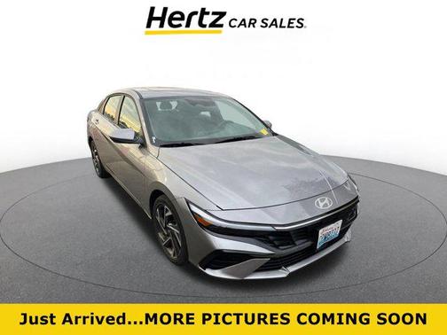 2025 Hyundai ELANTRA SEL