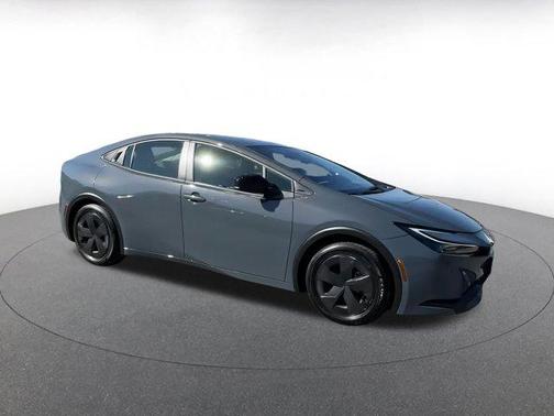 2025 Toyota Prius LE