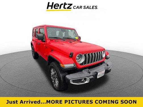 2025 Jeep Wrangler 4-Door Sahara 4x4