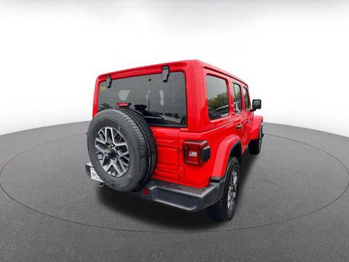 2025 Jeep Wrangler 4-Door Sahara 4x4