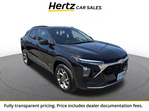 Mosaic Black Metallic 2025 Chevrolet Trax LT