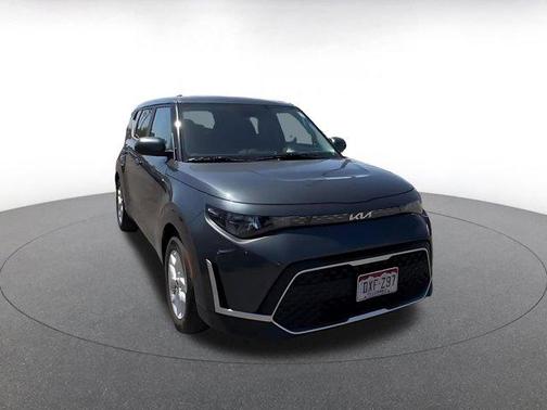 Gravity Gray 2025 Kia Soul LX