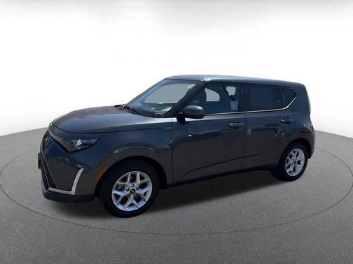 Gravity Gray 2025 Kia Soul LX