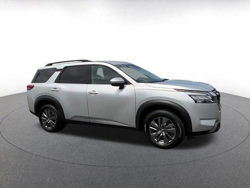 Brilliant Silver Metallic 2025 Nissan Pathfinder SV FWD