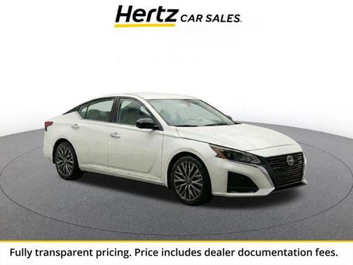 Glacier White 2025 Nissan Altima SV FWD