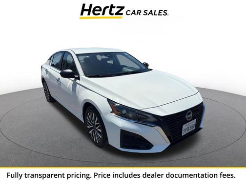 Glacier White 2025 Nissan Altima SV FWD