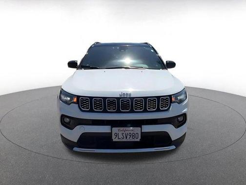 Bright White Clearcoat 2025 Jeep Compass Limited
