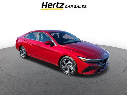 2025 Hyundai ELANTRA SEL