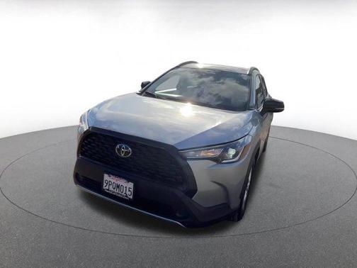 2025 Toyota Corolla Cross LE