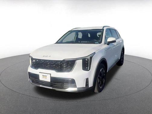 Glacial White Pearl 2024 Kia Sorento S