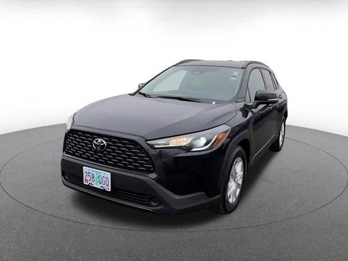 2025 Toyota Corolla Cross LE