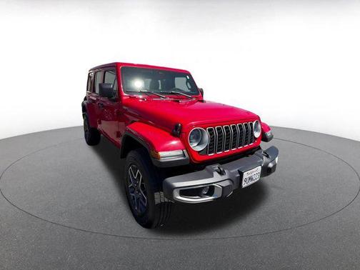 Firecracker Red Clearcoat 2025 Jeep Wrangler 4-Door Sahara 4x4