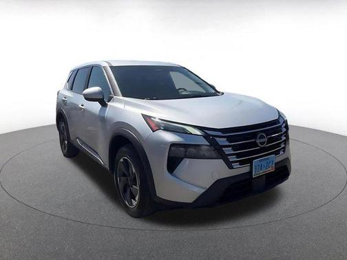 Brilliant Silver Metallic 2025 Nissan Rogue SV