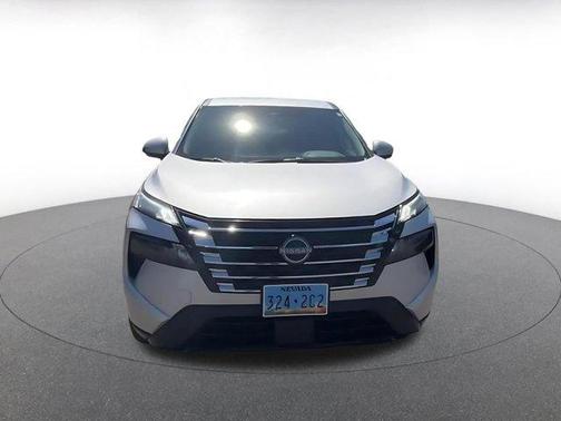 Brilliant Silver Metallic 2025 Nissan Rogue SV