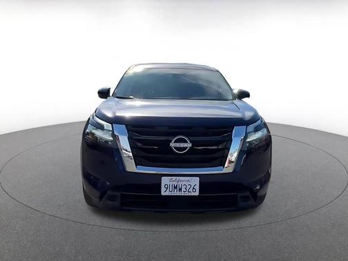 Deep Ocean Blue Pearl 2025 Nissan Pathfinder SV FWD